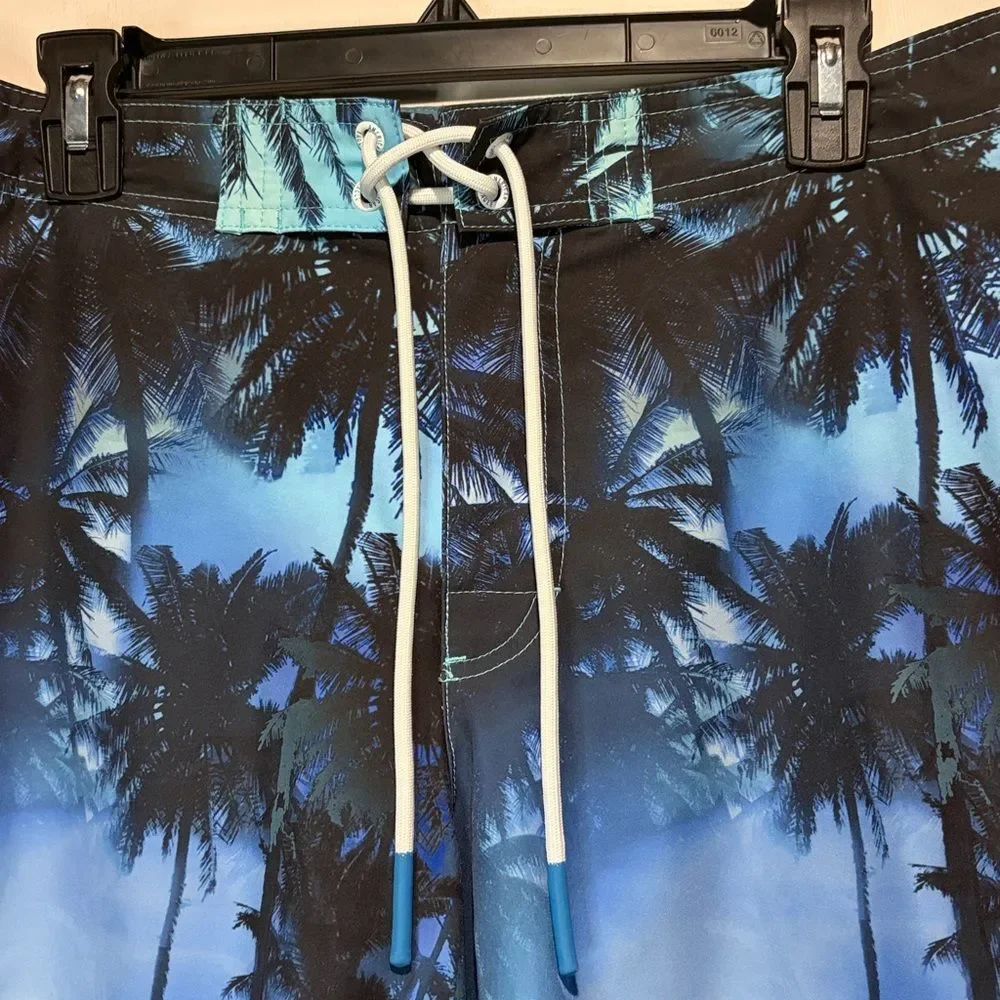 American Eagle- Blue Black Palm Tree Design Men's Swim Board Shorts- Size M
